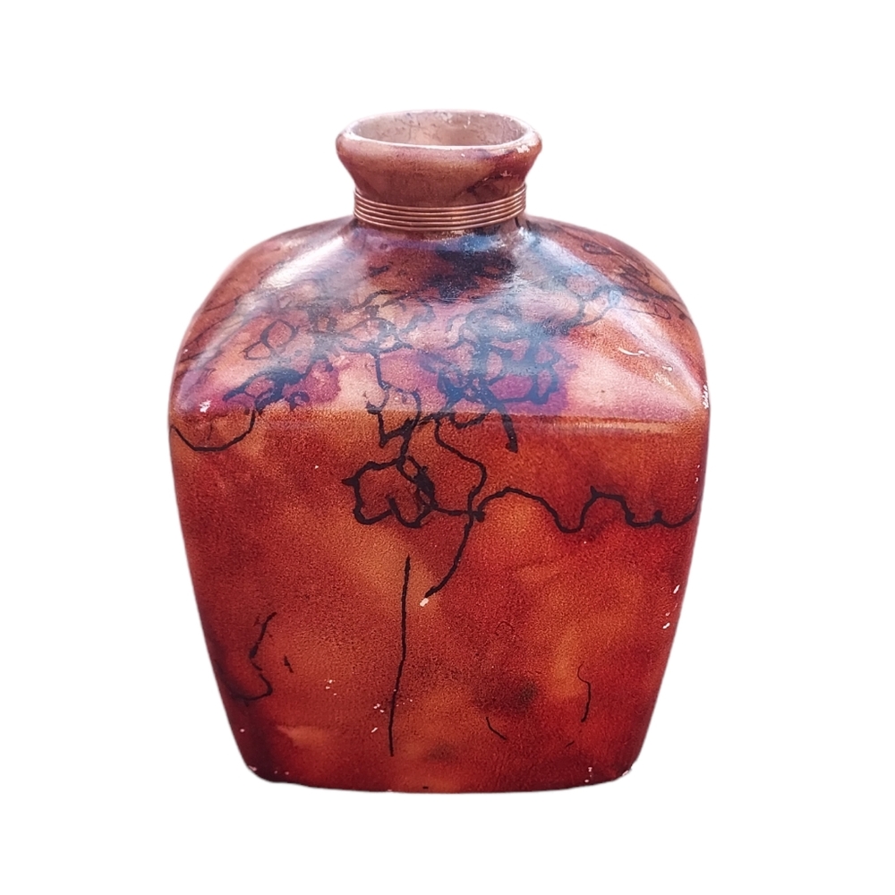 Native American Horse Hair pottery vase handmade and signed by artist